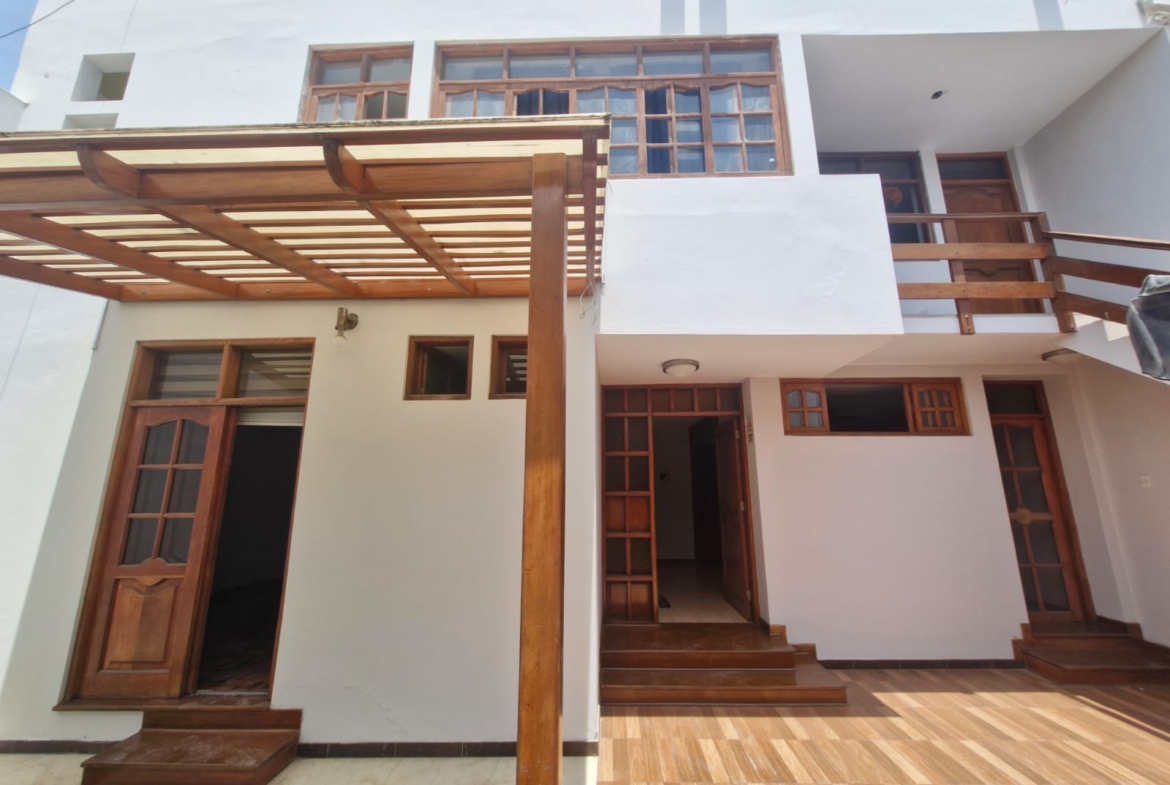 casa en buenos aires nuevo chimbote alquiler