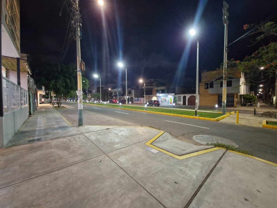 terreno en avenida argentina
